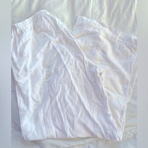 Soft Surroundings large flowy white pants super soft size L but fits like M